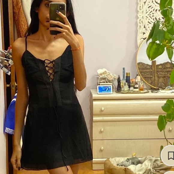 Tiger Mist Julian Dress - Picture 4 of 4